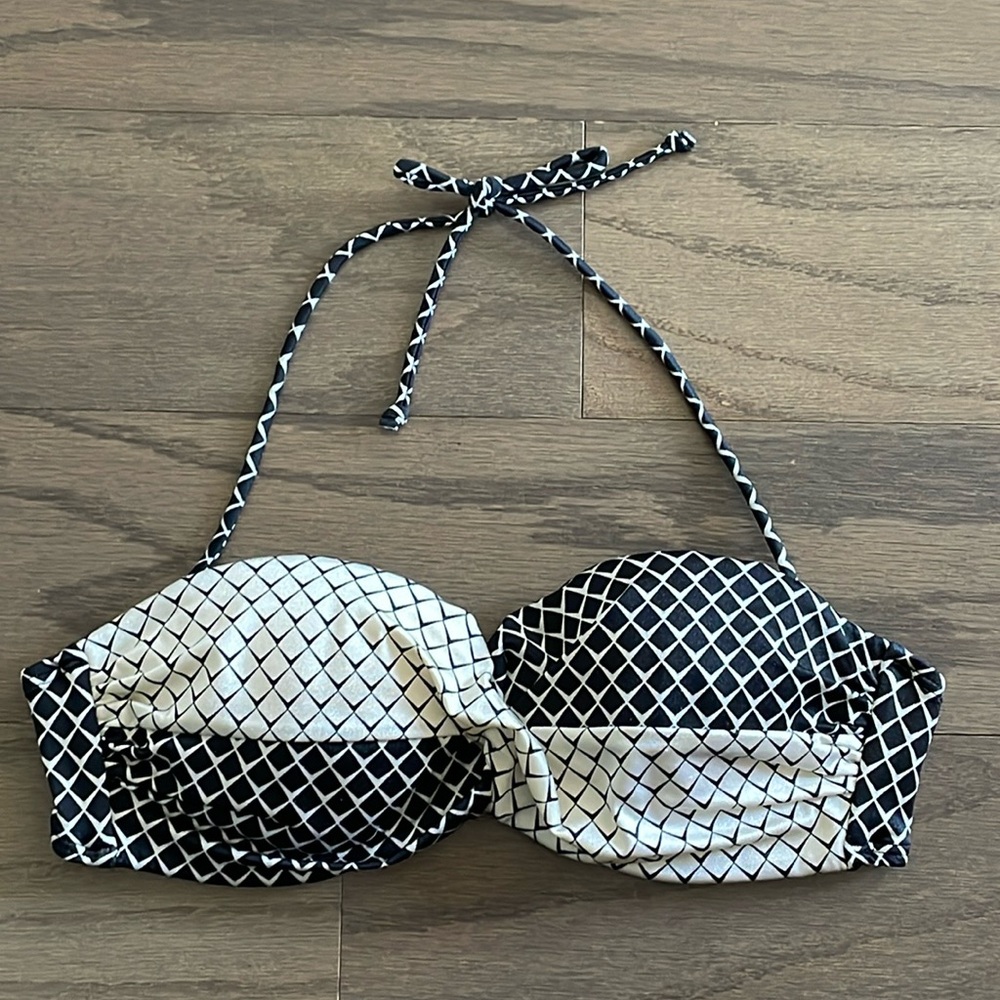 Victoria's Secret Black and White Bikini Top
